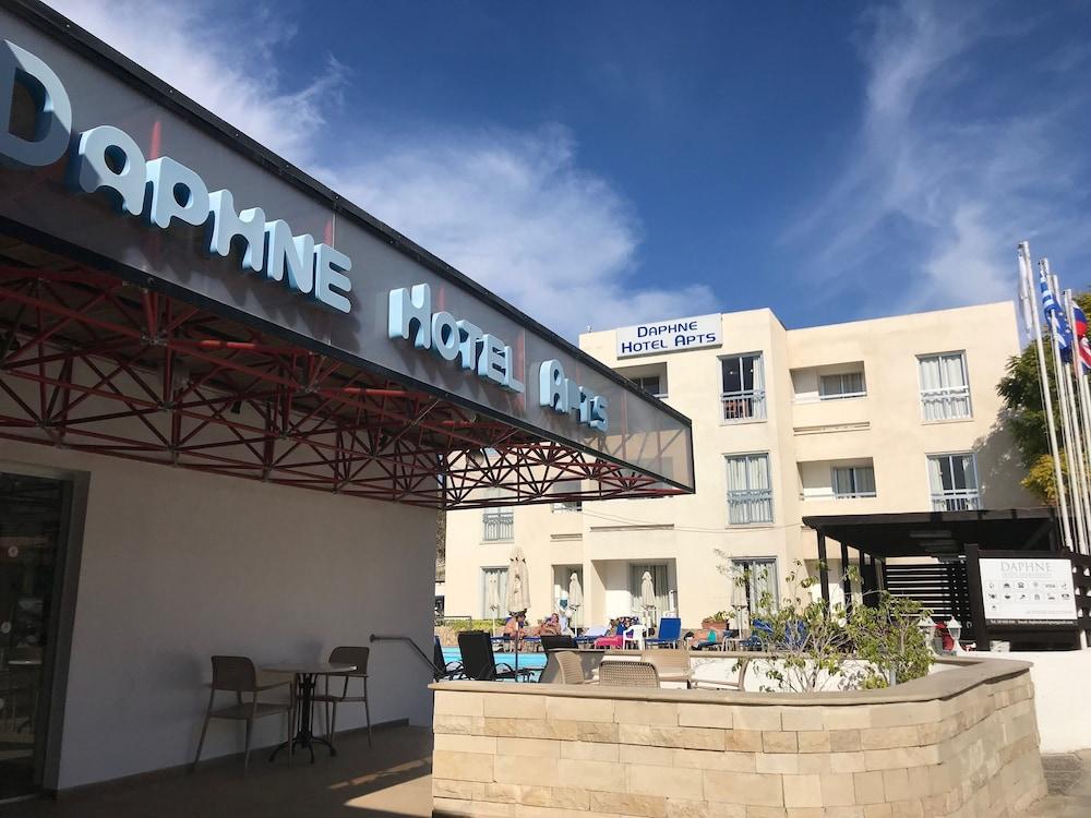 Daphne Hotel Apartments Paphos Eksteriør bilde